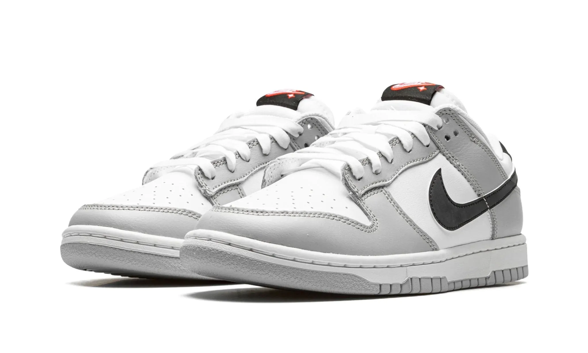NIKE DUNK LOW SE LOTTERY PACK GREY FOG